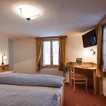 Hotel Restaurant Hirschen 3*