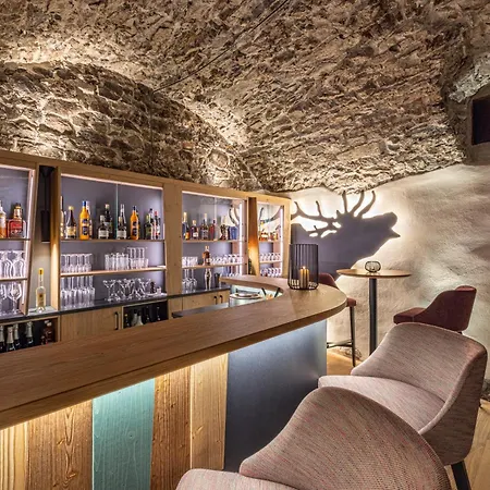 Hotel Restaurant Hirschen Unterseen