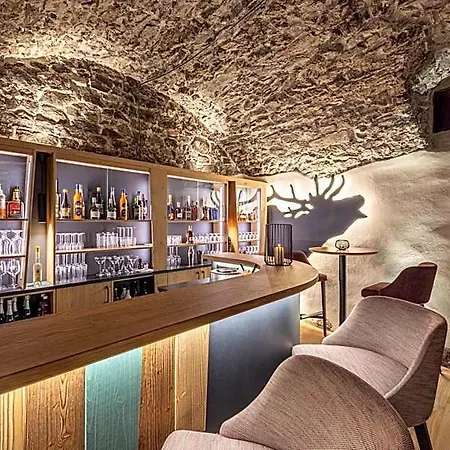 Hotel Restaurant Hirschen 3*