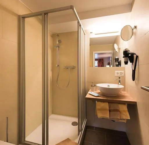 Restaurant Hirschen فندق