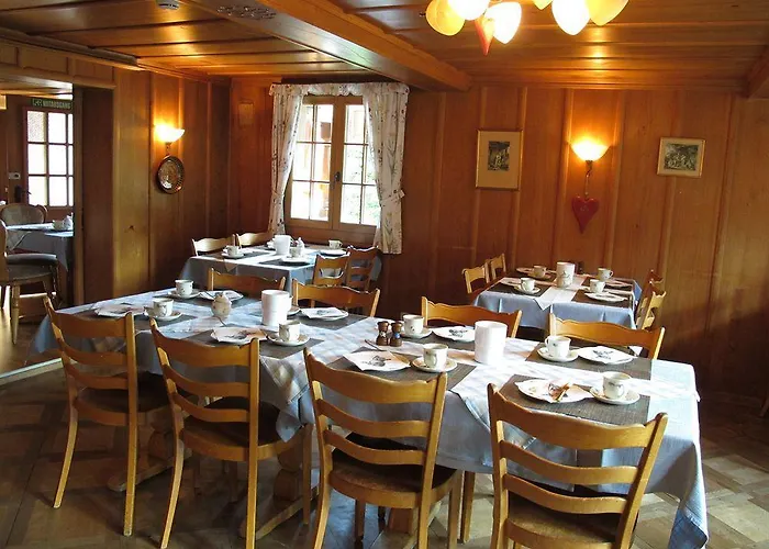 فندق Restaurant Hirschen