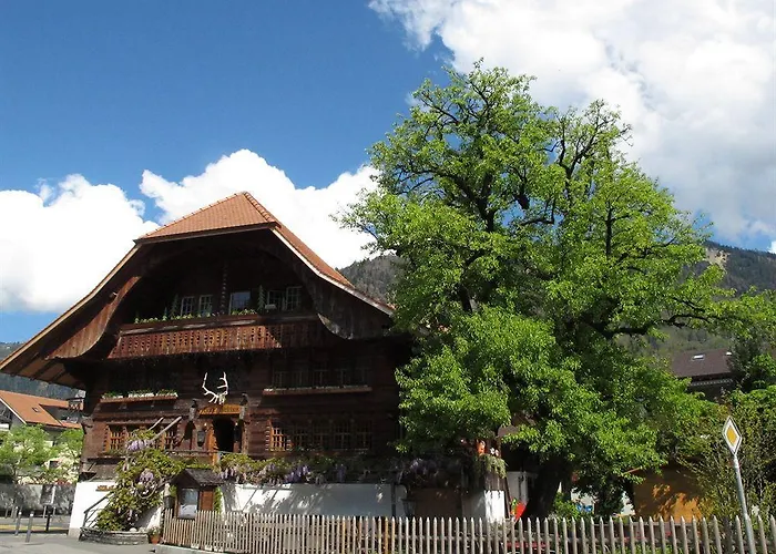 Hotel Restaurant Hirschen Unterseen