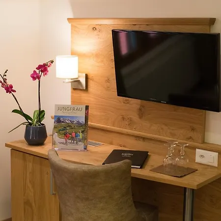 Restaurant Hirschen Hotell Unterseen