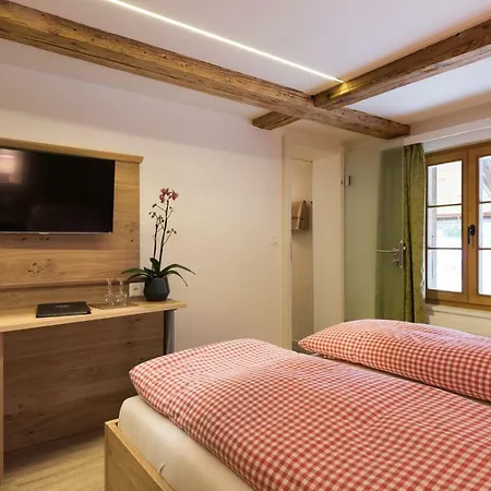 Restaurant Hirschen 3* Unterseen