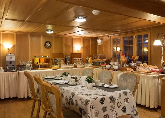Hotel Restaurant Hirschen 3*